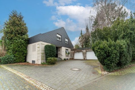 Großes Einfamilienhaus in Bad Sassendorf – Top-Zustand!, 59505 Bad Sassendorf, Einfamilienhaus
